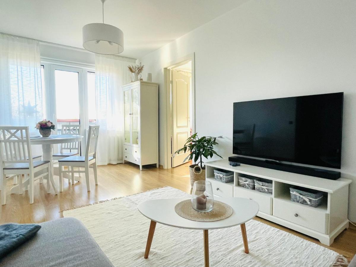 Keskuse Apartment With A Balcony Haapsalu Exterior photo